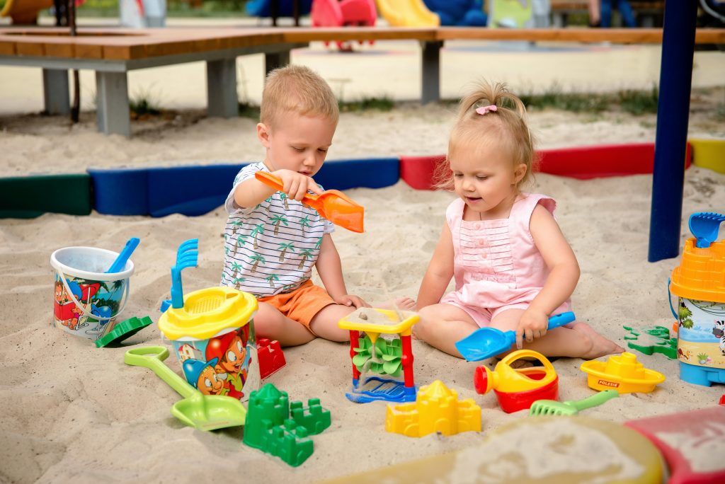 Niños jugando 