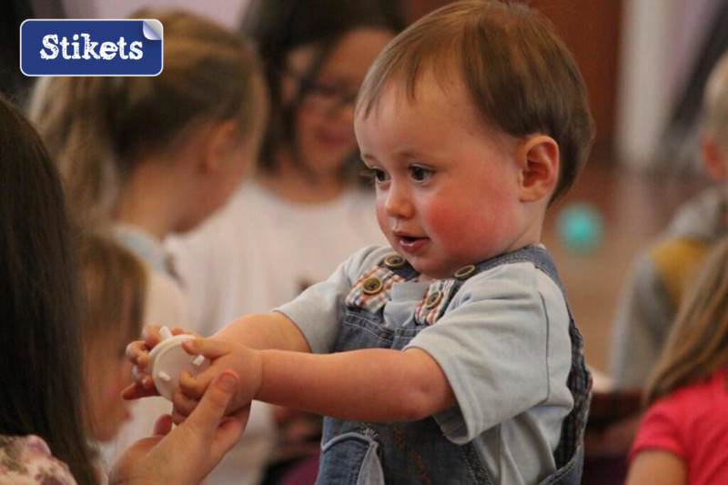 Niño en la guardería 